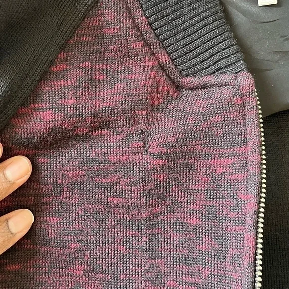 Aritzia Wilfred Varsity Bomber Jacket Size 8 Wool & Cotton Blend Black/ Maroon - Picture 11 of 12